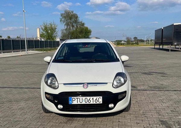 Fiat Punto cena 13900 przebieg: 194299, rok produkcji 2011 z Turek małe 379